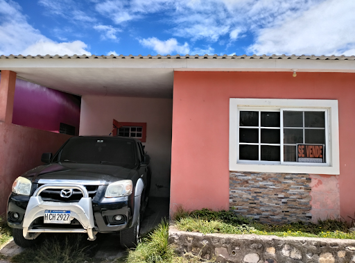 Casa en Residencial Izcaya, Santa Ana